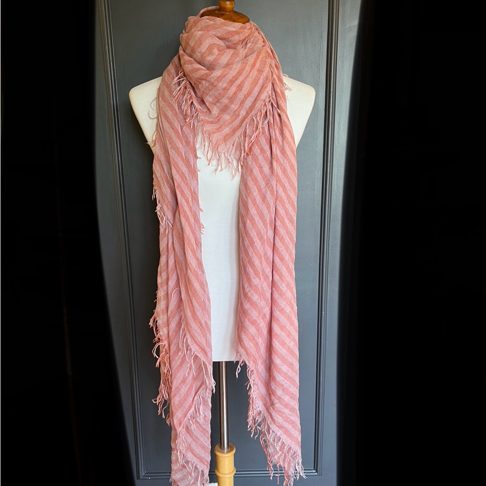 New Auth Chan Luu Silk and Cashmere Scarf Mauve Chalk Linea